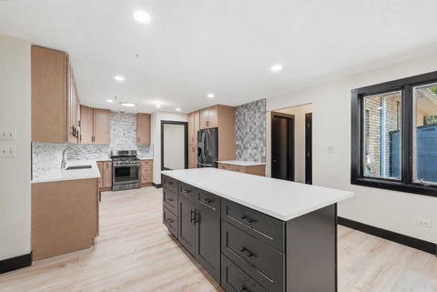 Tiny photo for 8800 W 104th Street, Palos Hills, IL 60465 (MLS # 12687737)