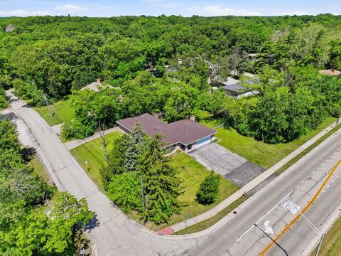 Tiny photo for 8800 W 104th Street, Palos Hills, IL 60465 (MLS # 12687737)
