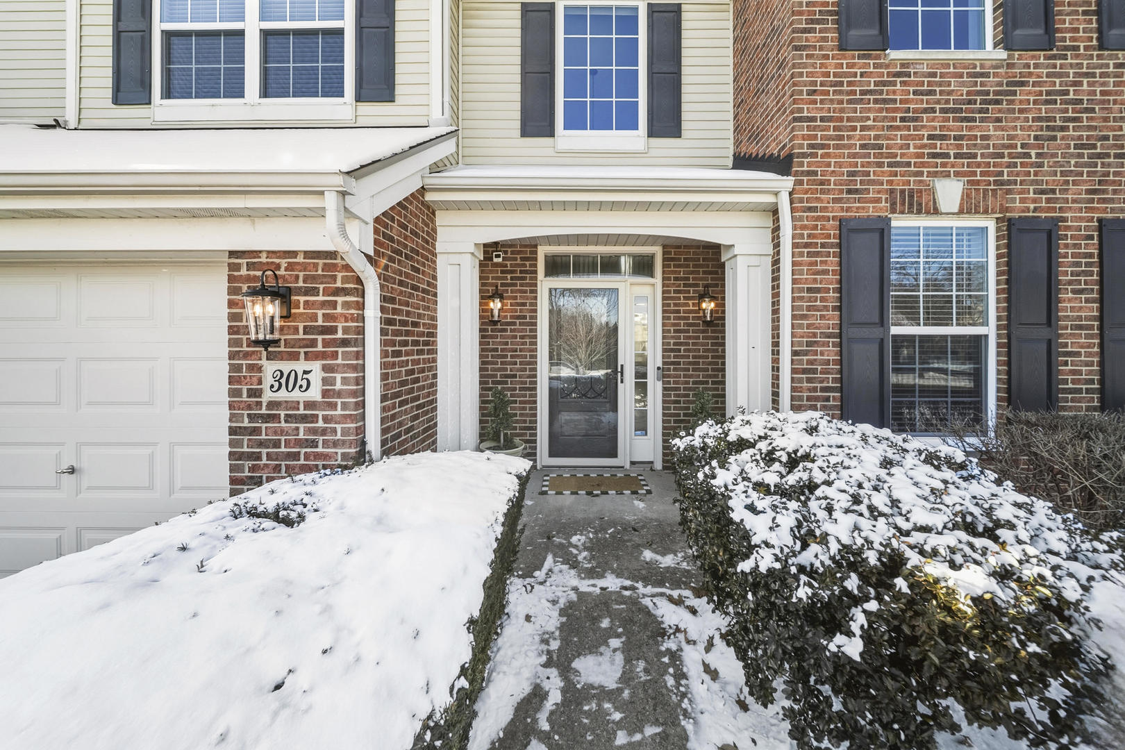 305 Chick Evans Street