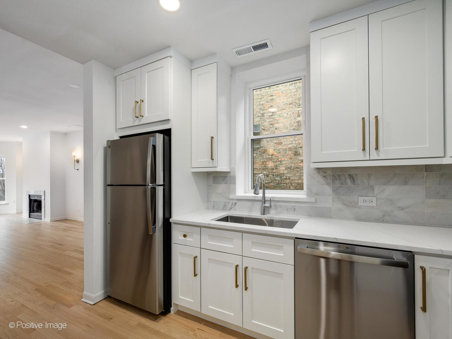 4609 N Beacon Street 3F