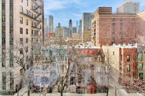 Tiny photo for 20 E Goethe Street #501, Chicago, IL 60610 (MLS # 12602131)