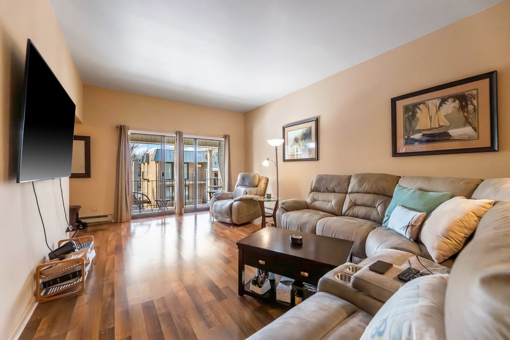 4123 W 98th Street C