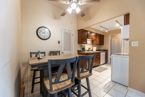 Tiny photo for 4123 W 98th Street #C, Oak Lawn, IL 60453 (MLS # 12673966)
