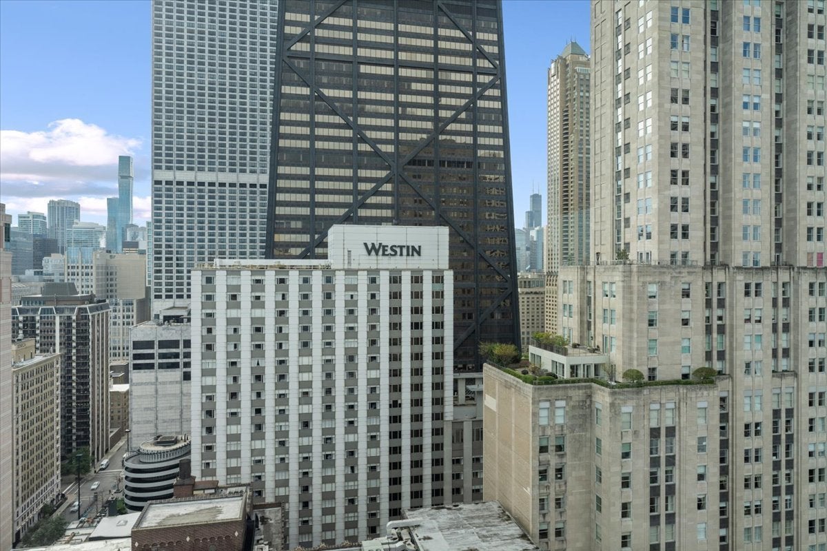 179 E Lake Shore Drive 19S