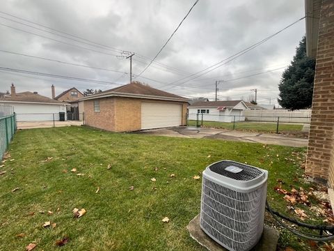 Tiny photo for 5827 S Austin Avenue, Chicago, IL 60638 (MLS # 12526832)