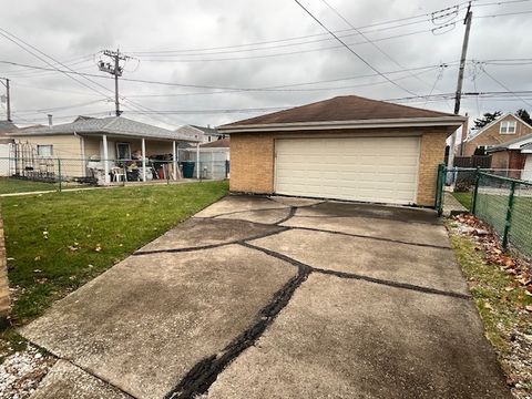 Tiny photo for 5827 S Austin Avenue, Chicago, IL 60638 (MLS # 12526832)