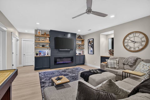 Tiny photo for 6428 Fairhaven Road, Davenport, IA 52807 (MLS # 12785164)