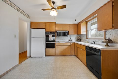 Tiny photo for 2701 Lee Street, Melrose Park, IL 60164 (MLS # 12615713)