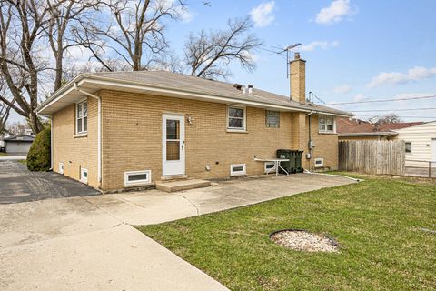 Tiny photo for 2701 Lee Street, Melrose Park, IL 60164 (MLS # 12615713)