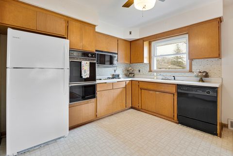 Tiny photo for 2701 Lee Street, Melrose Park, IL 60164 (MLS # 12615713)