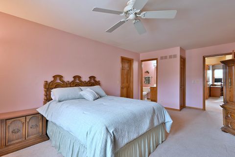 Tiny photo for 27W225 Ash Court, Winfield, IL 60190 (MLS # 12585343)