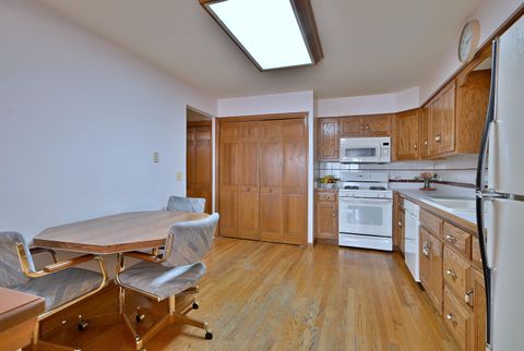 Tiny photo for 27W225 Ash Court, Winfield, IL 60190 (MLS # 12585343)