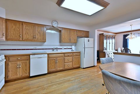 Tiny photo for 27W225 Ash Court, Winfield, IL 60190 (MLS # 12585343)