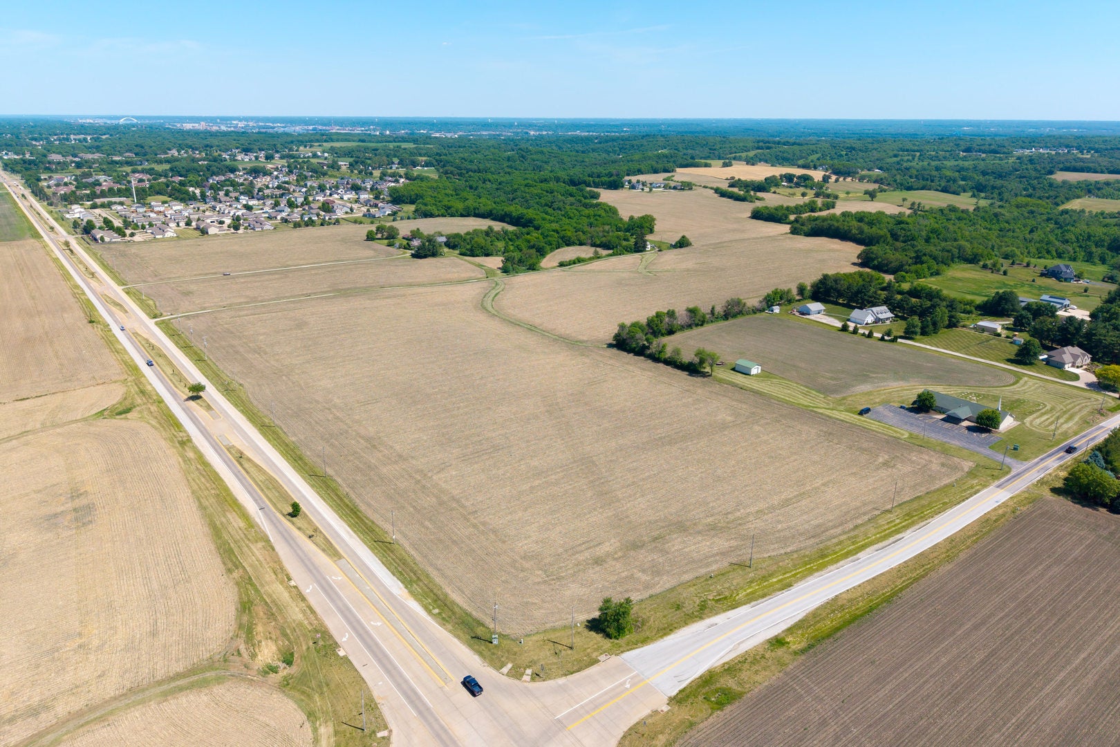 17.88 acres W Locust Street