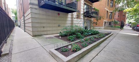 Tiny photo for 663 W Barry Avenue #2A, Chicago, IL 60657 (MLS # 12456570)