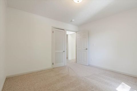 Tiny photo for 1213 Barker Street, Bloomington, IL 61701 (MLS # 12608285)