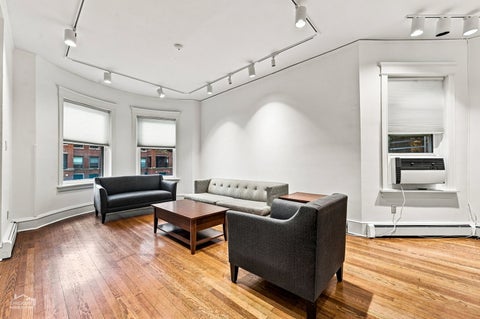 Tiny photo for 5402 S UNIVERSITY Avenue, Chicago, IL 60615 (MLS # 12757243)