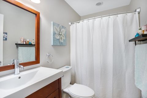 Tiny photo for 736 Glen Way #736, Gurnee, IL 60031 (MLS # 12688936)