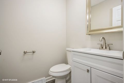 Tiny photo for 224 W Clinton Avenue, Farmer City, IL 61842 (MLS # 12540089)