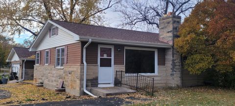 Photo of 833 Gary Avenue, Aurora, IL 60506 (MLS # 12512032)