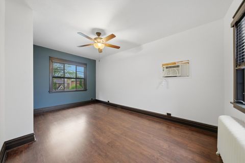 Tiny photo for 3248 Maple Avenue #2S, Berwyn, IL 60402 (MLS # 12636438)