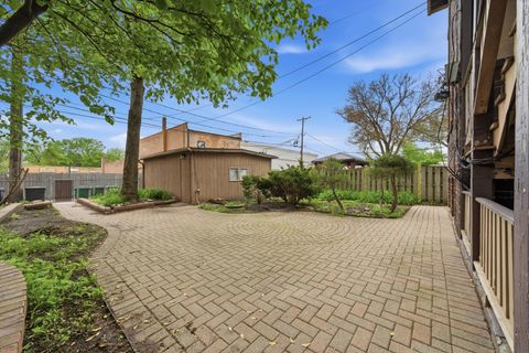 Tiny photo for 3248 Maple Avenue #2S, Berwyn, IL 60402 (MLS # 12636438)