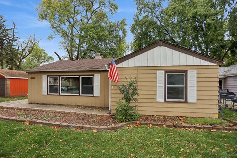 Photo of 16846 Orchard Ridge Avenue, Hazel Crest, IL 60429 (MLS # 12505075) Photo of 16846 Orchard Ridge Avenue, Hazel Crest, IL 60429 (MLS # 12505075)