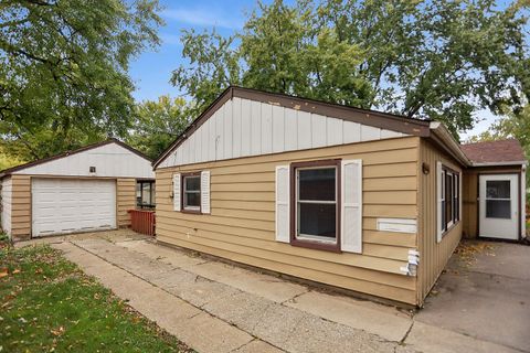 Tiny photo for 16846 Orchard Ridge Avenue, Hazel Crest, IL 60429 (MLS # 12505075)