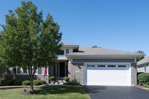 Photo of 2627 Foxglove Street, Naperville, IL 60564 (MLS # 12465801)