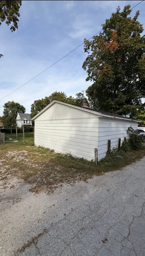 607 E Jefferson Street