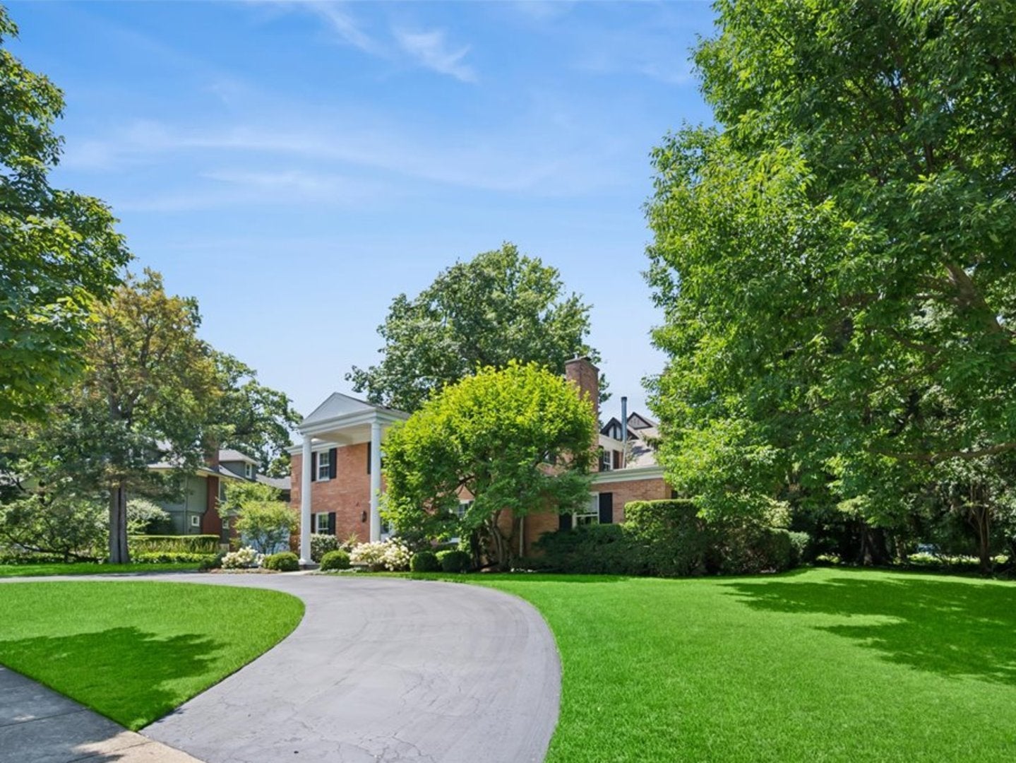 870 Prospect Avenue