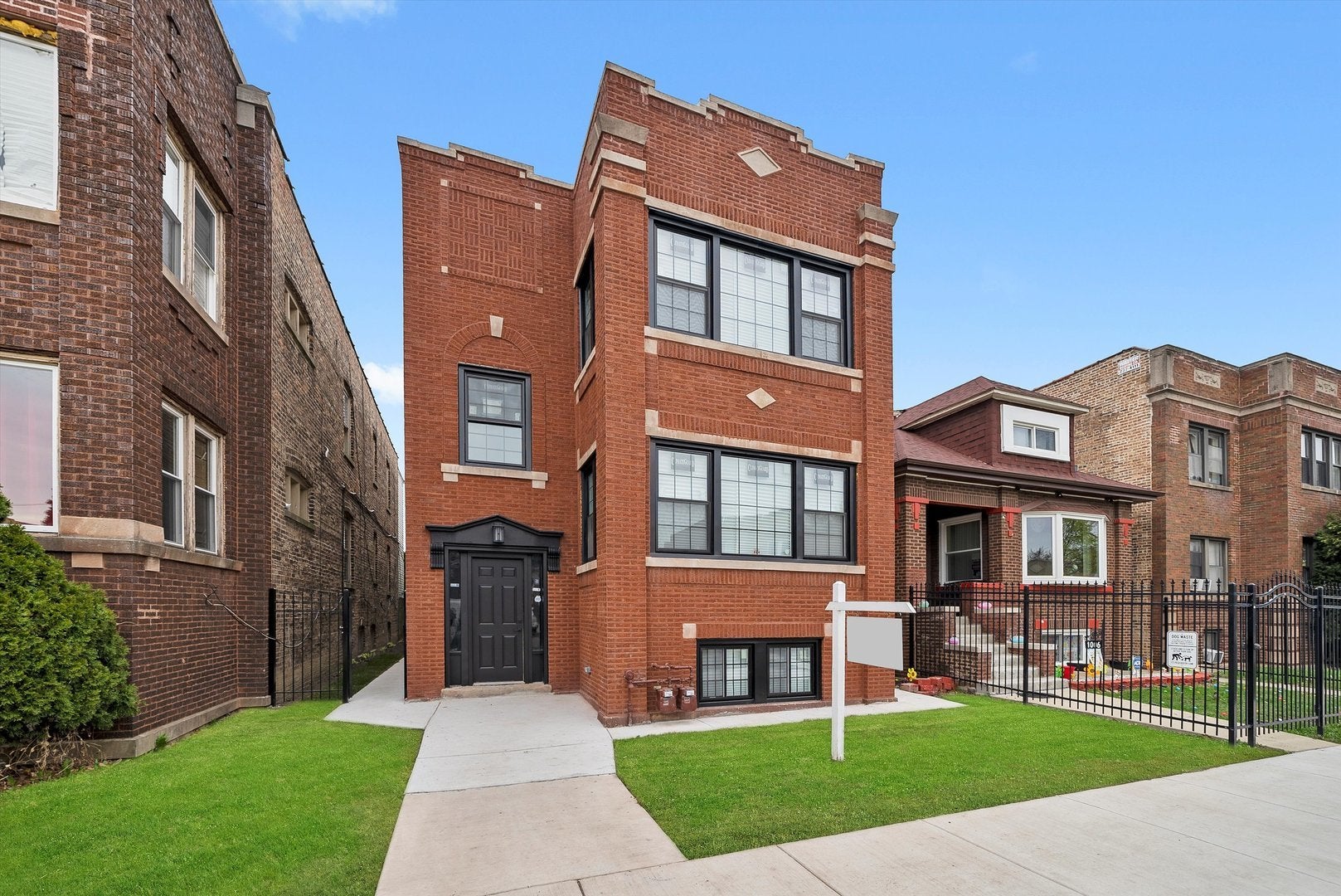 1010 S Mason Avenue - Photo 2