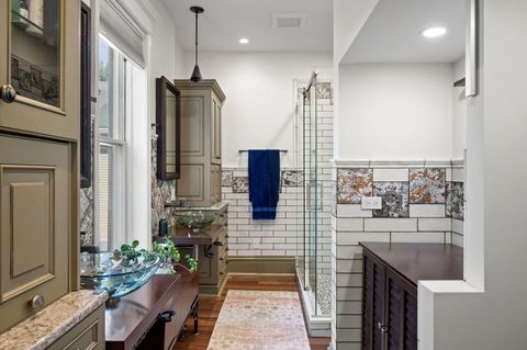 Tiny photo for 4748 N Beacon Street, Chicago, IL 60640 (MLS # 12390675)