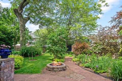 Tiny photo for 4748 N Beacon Street, Chicago, IL 60640 (MLS # 12390675)