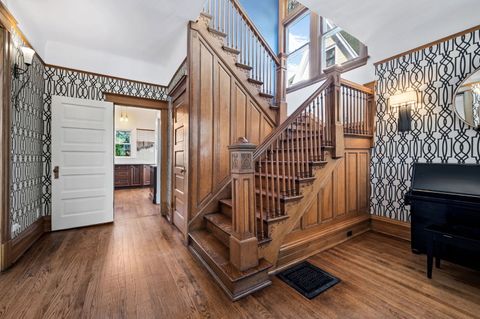 Tiny photo for 4748 N Beacon Street, Chicago, IL 60640 (MLS # 12390675)