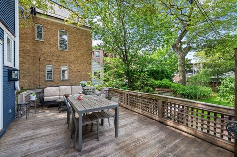 Tiny photo for 4748 N Beacon Street, Chicago, IL 60640 (MLS # 12390675)