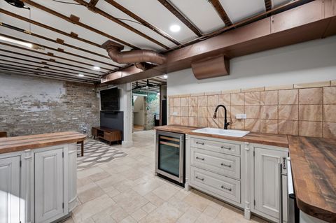 Tiny photo for 4748 N Beacon Street, Chicago, IL 60640 (MLS # 12390675)
