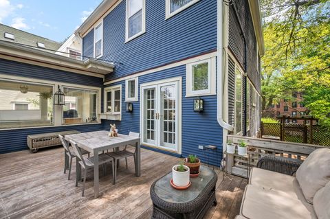 Tiny photo for 4748 N Beacon Street, Chicago, IL 60640 (MLS # 12390675)