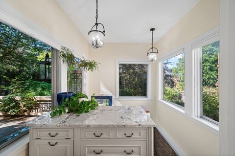 Tiny photo for 4748 N Beacon Street, Chicago, IL 60640 (MLS # 12390675)