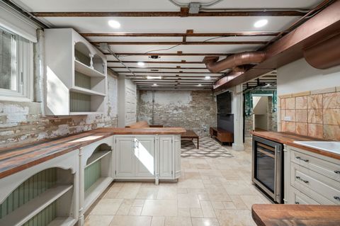 Tiny photo for 4748 N Beacon Street, Chicago, IL 60640 (MLS # 12390675)