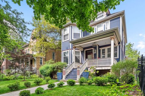 Tiny photo for 4748 N Beacon Street, Chicago, IL 60640 (MLS # 12390675)
