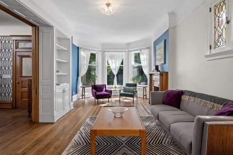Tiny photo for 4748 N Beacon Street, Chicago, IL 60640 (MLS # 12390675)