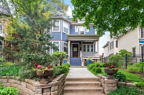 Tiny photo for 4748 N Beacon Street, Chicago, IL 60640 (MLS # 12390675)