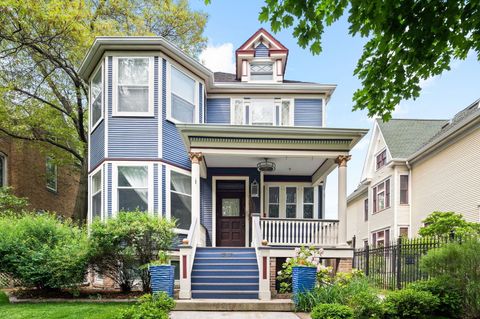 Photo of 4748 N Beacon Street, Chicago, IL 60640 (MLS # 12390675)