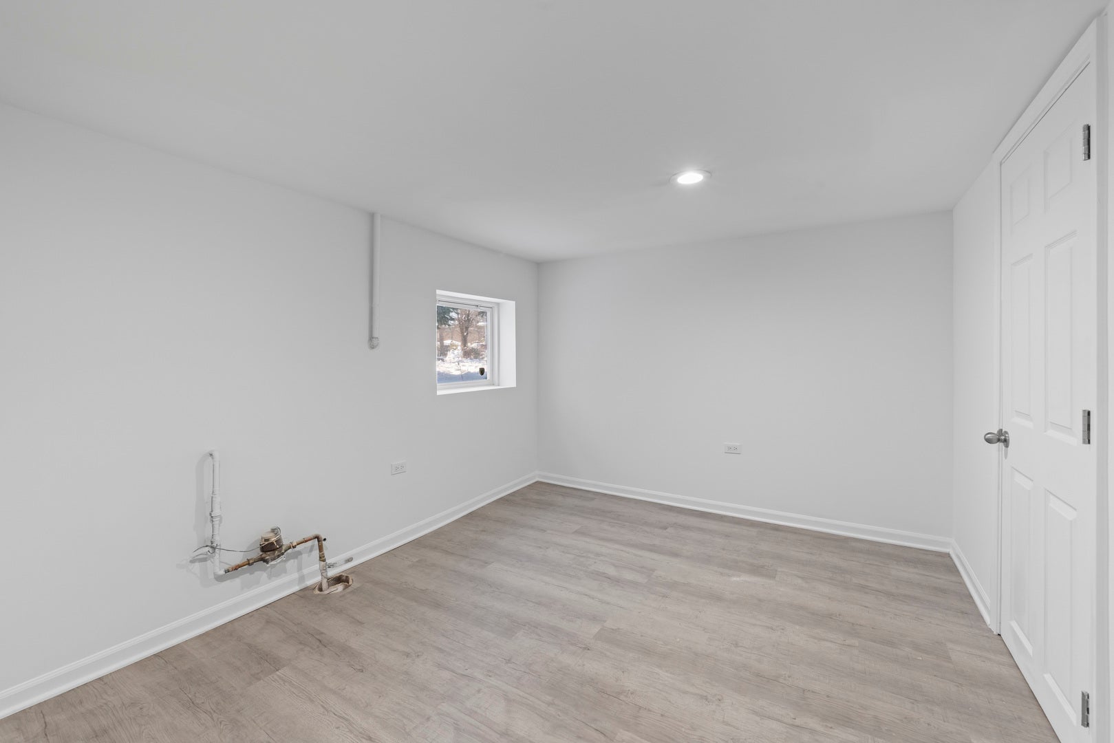 635 S 18th Avenue