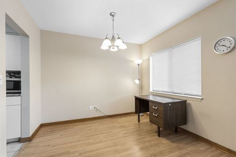 Tiny photo for 5500 Lincoln Avenue #116E, Morton Grove, IL 60053 (MLS # 12489782)