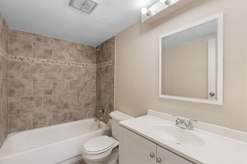 Tiny photo for 5500 Lincoln Avenue #116E, Morton Grove, IL 60053 (MLS # 12489782)