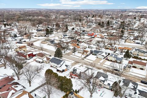 Tiny photo for 2705 Jacquelyn Lane, Waukegan, IL 60087 (MLS # 12577452)