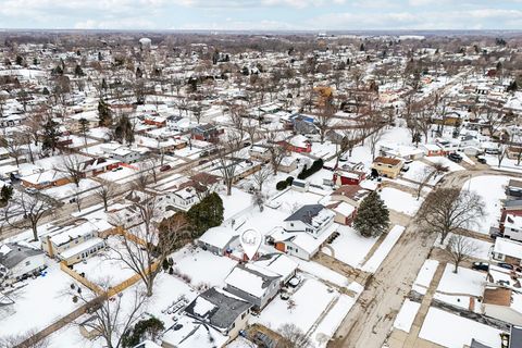 Tiny photo for 2705 Jacquelyn Lane, Waukegan, IL 60087 (MLS # 12577452)