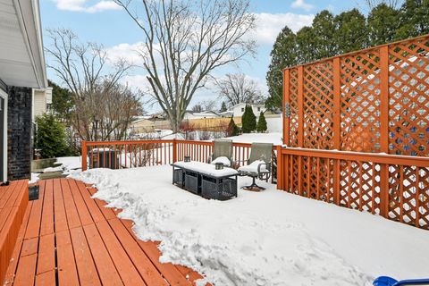 Tiny photo for 2705 Jacquelyn Lane, Waukegan, IL 60087 (MLS # 12577452)